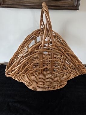 Woven Natural Wicker Basket with Handle Gathering Fireside 20x13x22